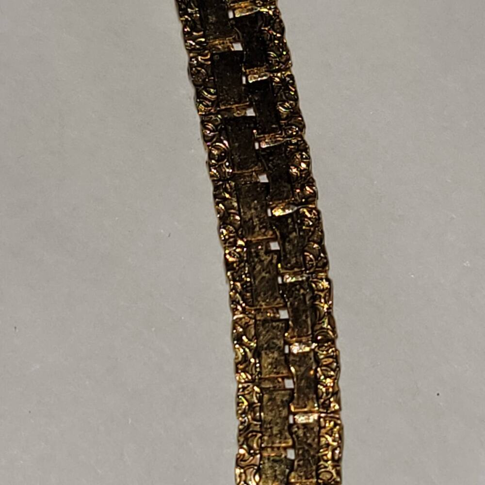 Vintage Fashion Jewelry goldtone long necklace 26" length long simple design